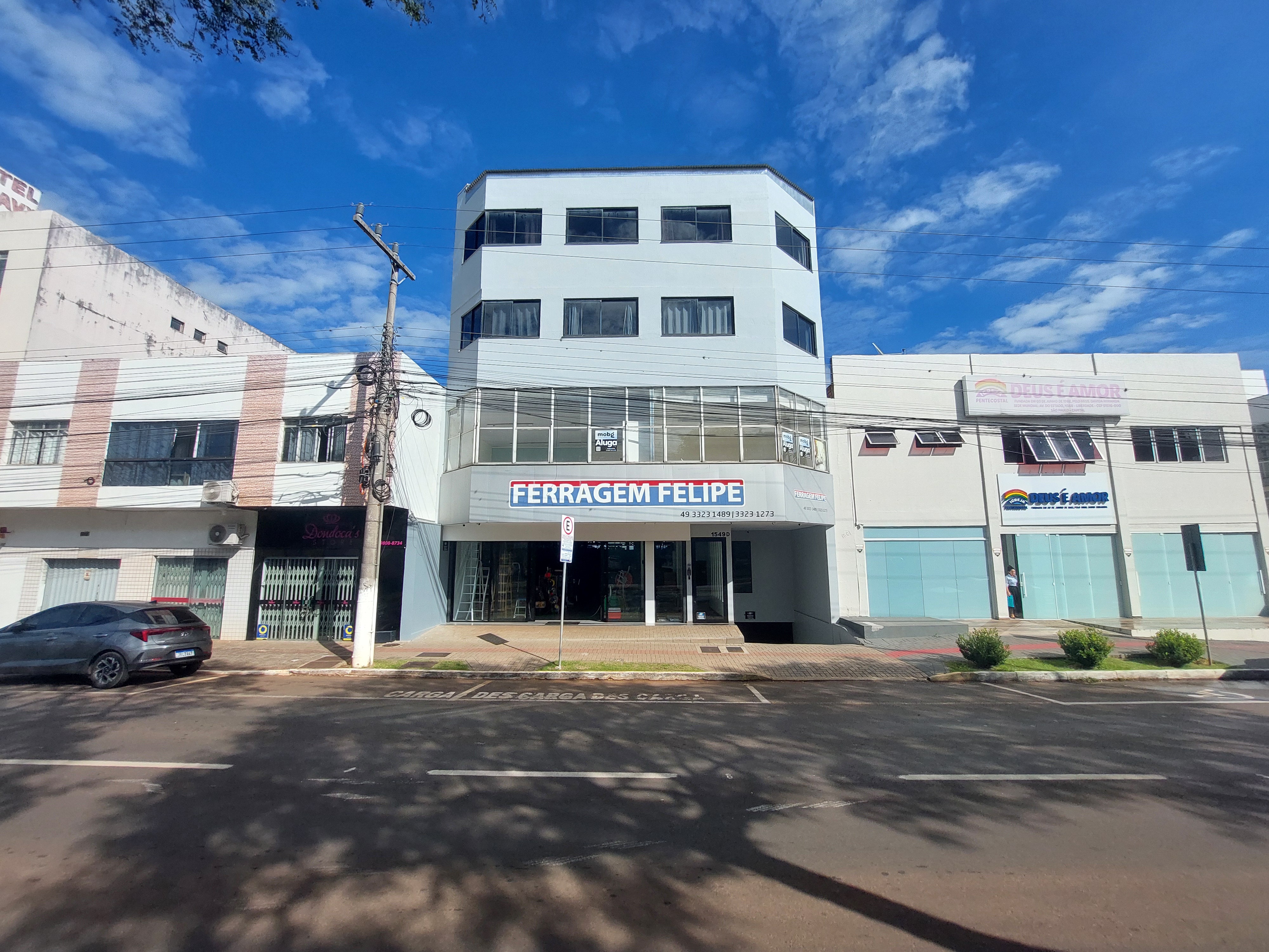 Sala Comercial para Alugar - Centro, Chapecó | [200m²]