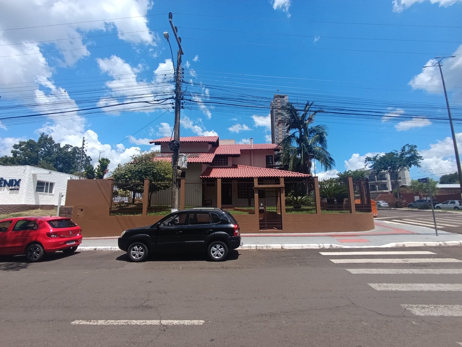 Casa para Alugar no Centro, Chapecó - 3 Quartos com Churrasq