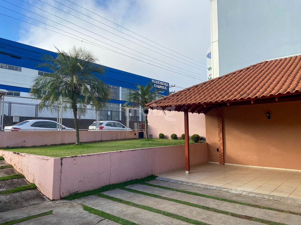Casa 3 quartos para alugar no Passo dos Fortes em Chapecó