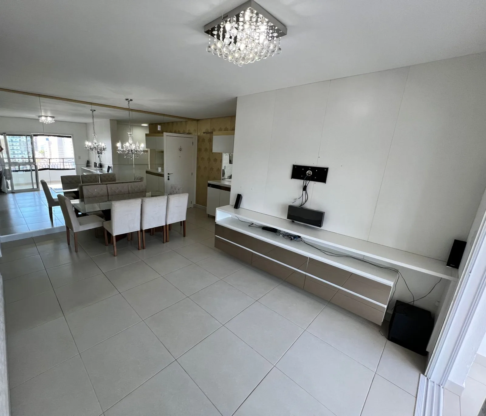 Apartamento 1 suíte para alugar no Centro em Chapecó | Mobg