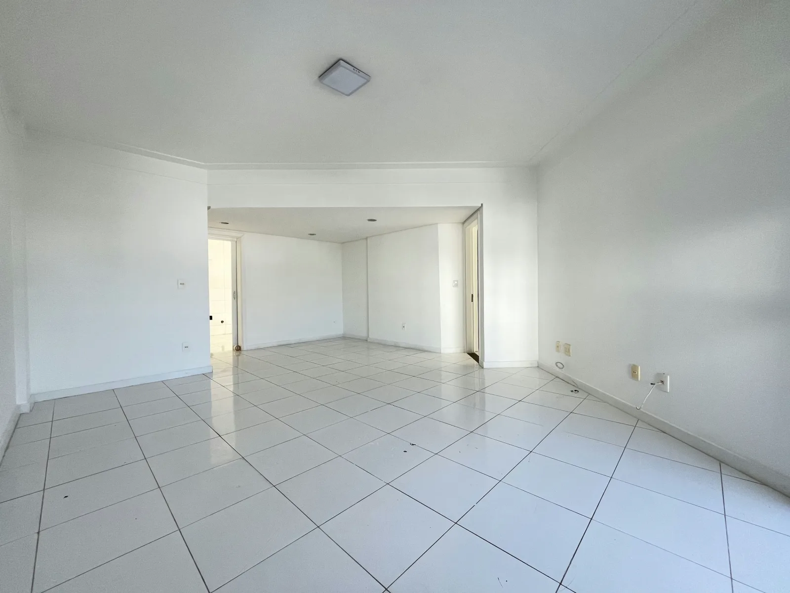Apartamento 1 suíte para alugar no Centro em Chapecó | Mobg