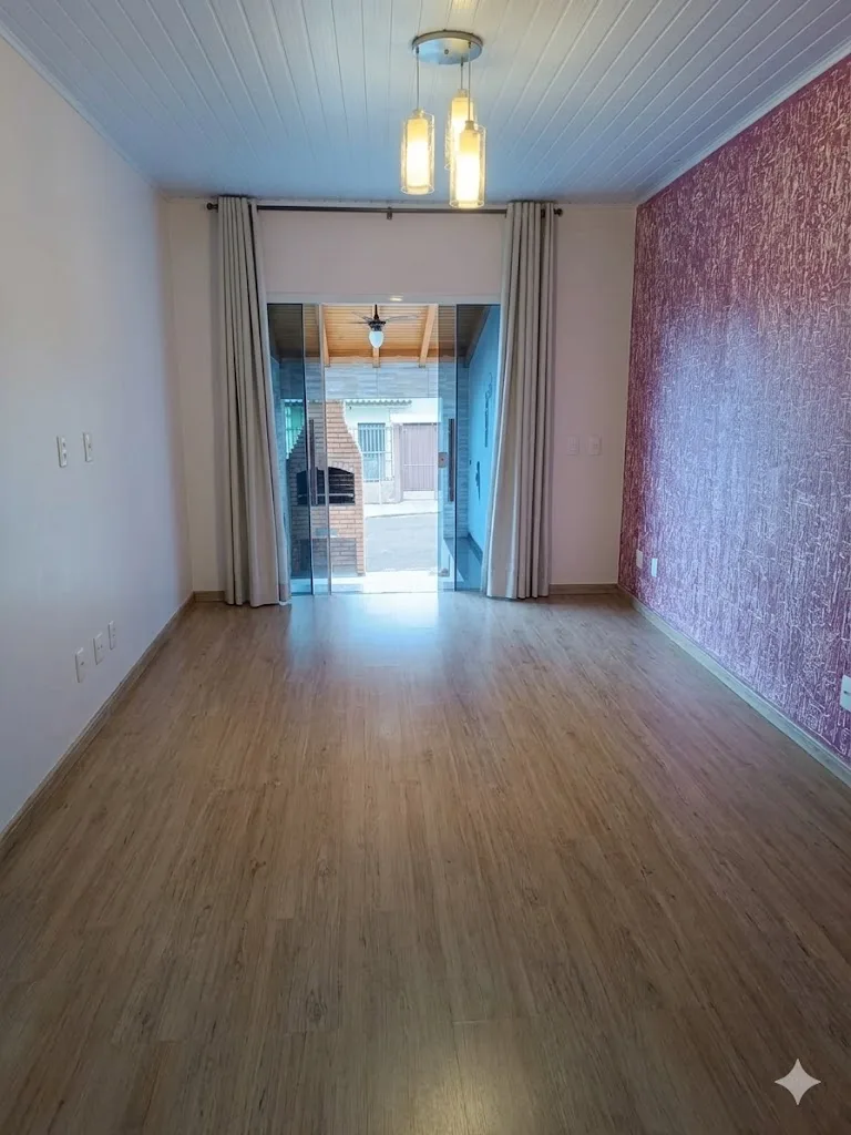 Casa 3 quartos para alugar no Efapi em Chapecó | Mobg