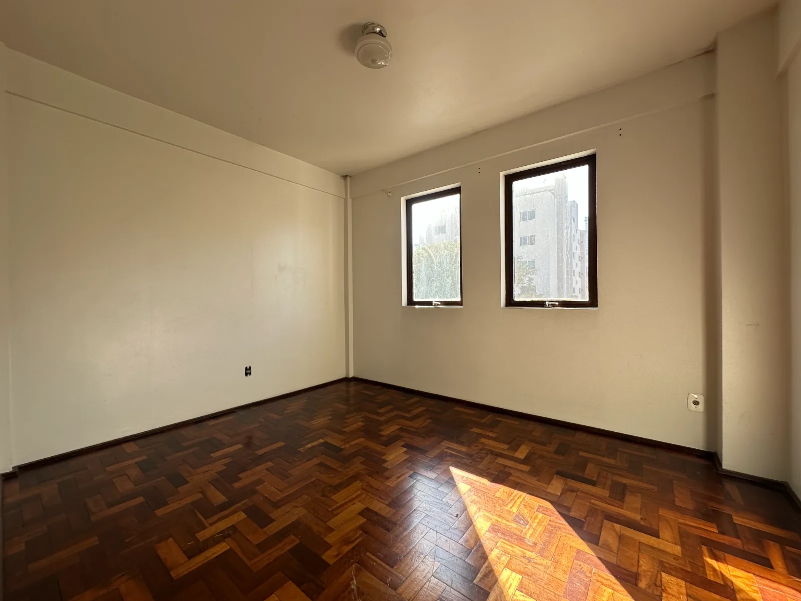 Apartamento 1 suíte para alugar no Centro em Chapecó | Mobg