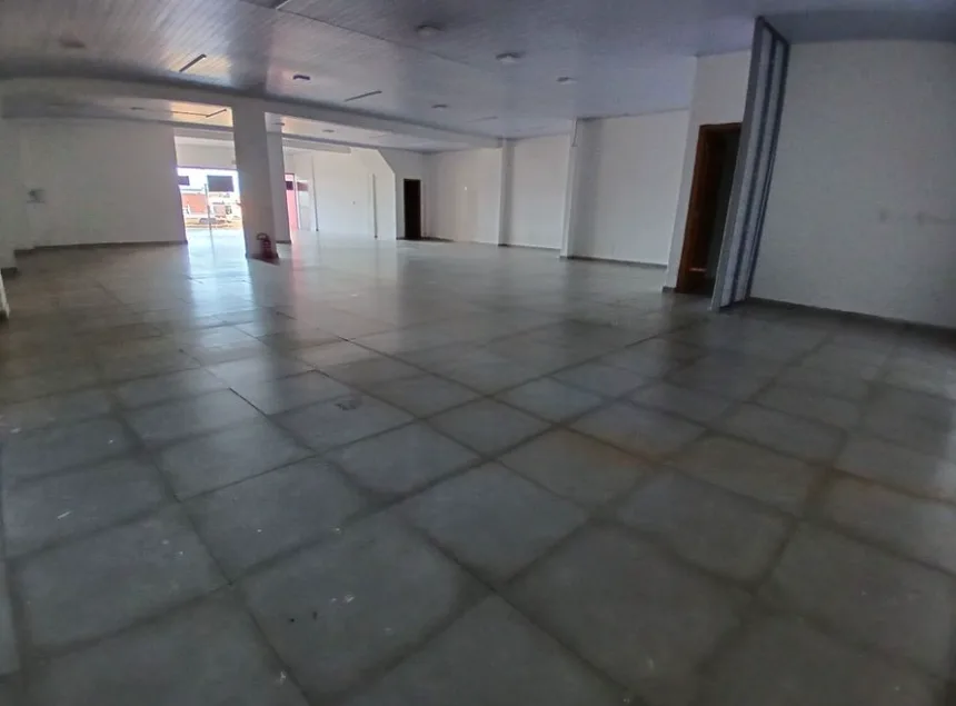 Comercial para alugar no Desbravador em Chapecó | Mobg