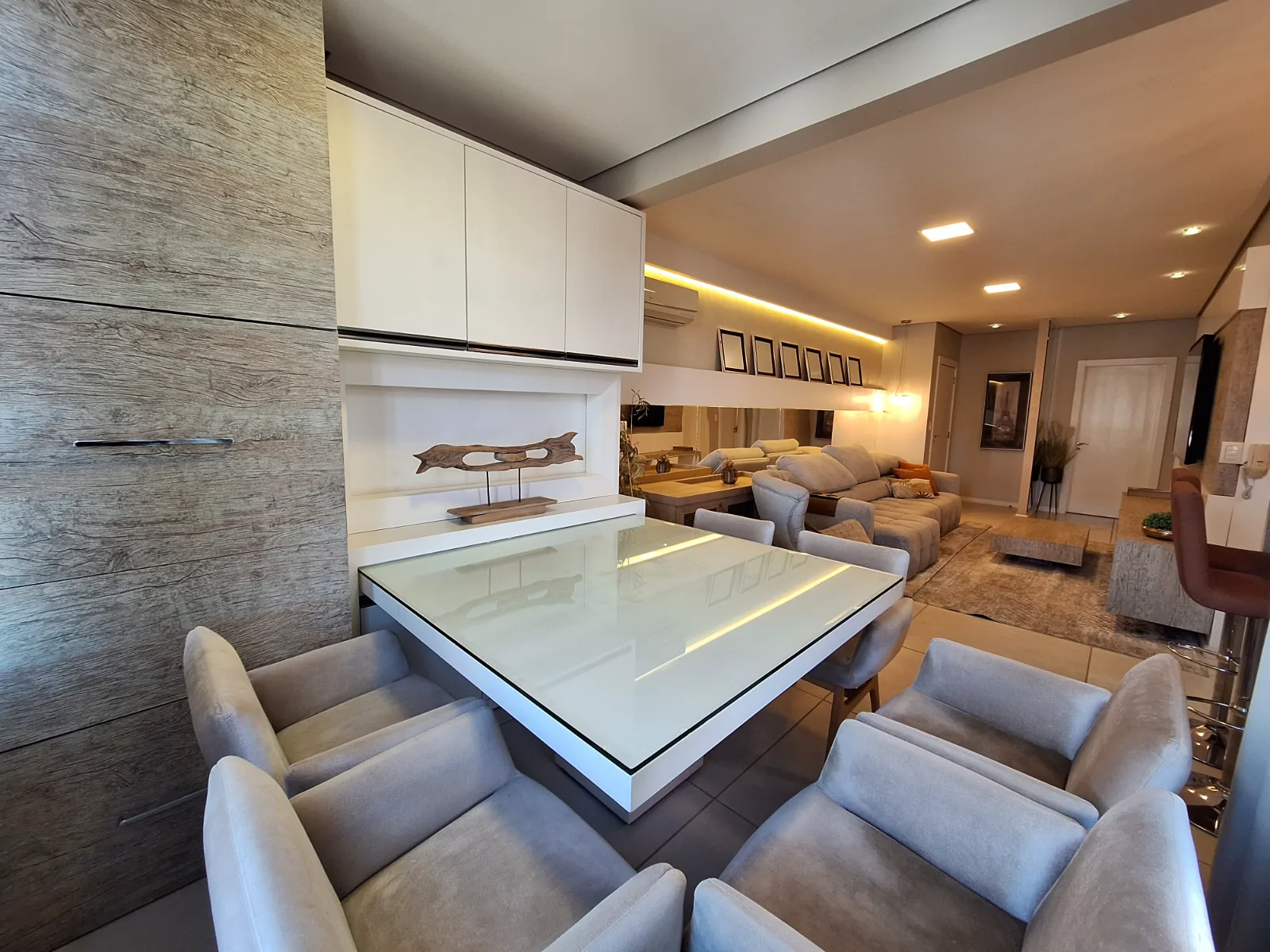 Apartamento 1 suíte para alugar no Presidente Médici | Mobg