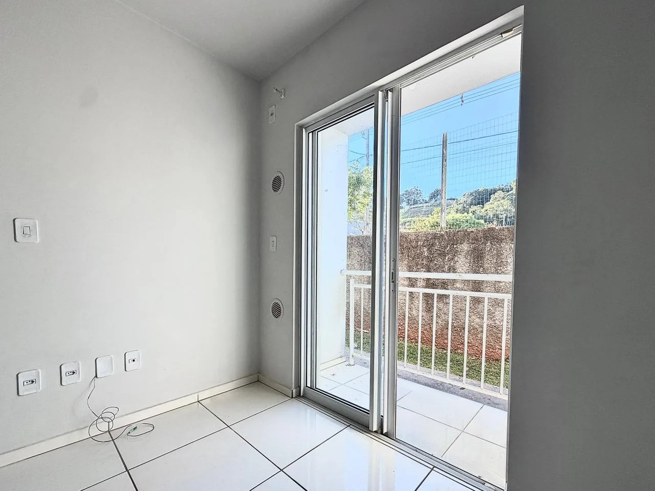 APARTAMENTO TÉRREO NO RESIDENCIAL MONET 📍 Localização privilegiada, atrás da UNOESC!