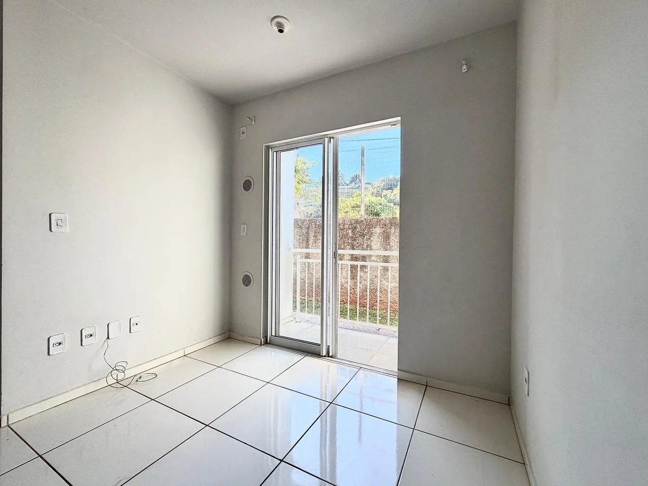 APARTAMENTO TÉRREO NO RESIDENCIAL MONET 📍 Localização privilegiada, atrás da UNOESC!