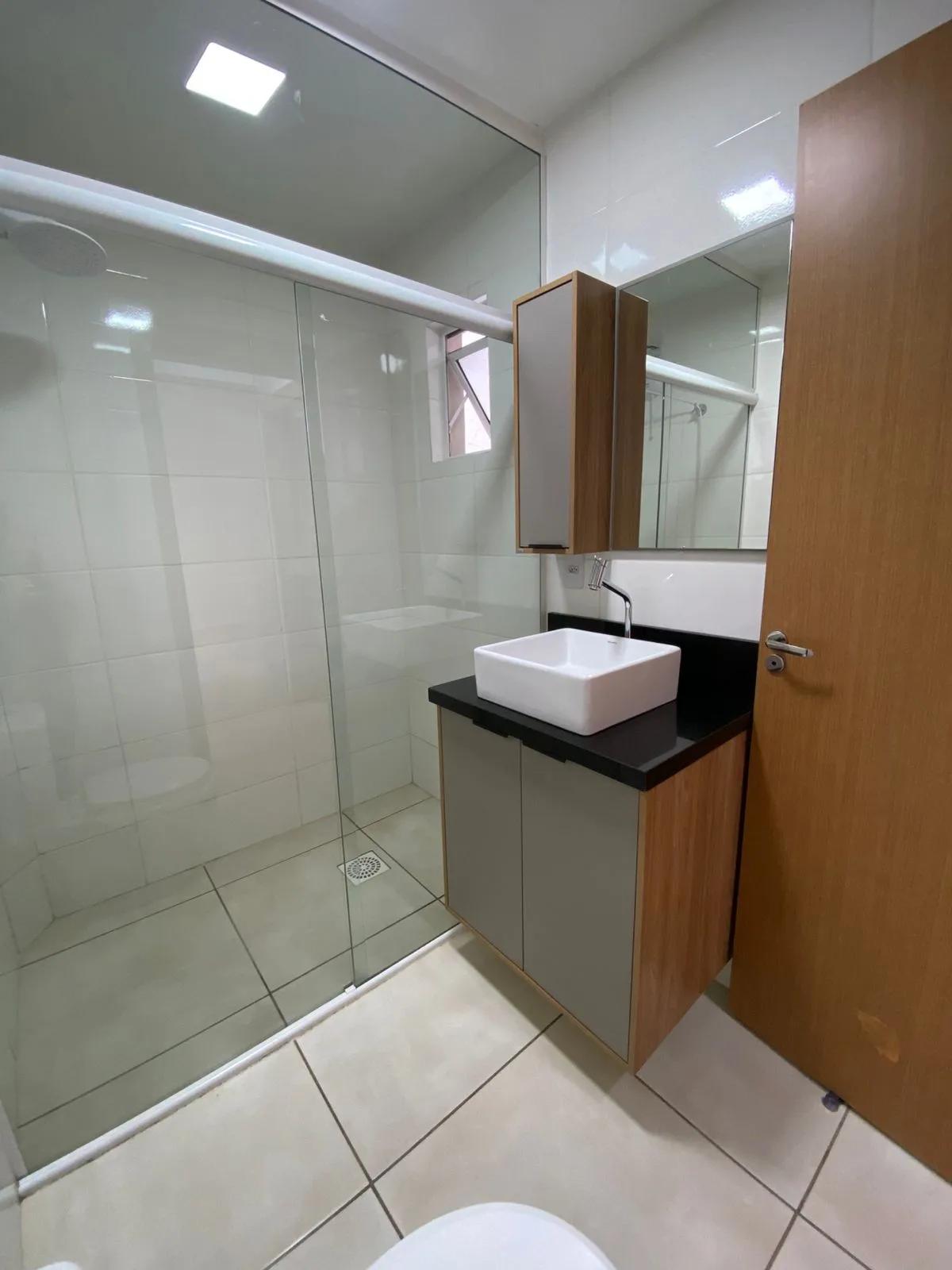 Apartamento com com mobília planejada