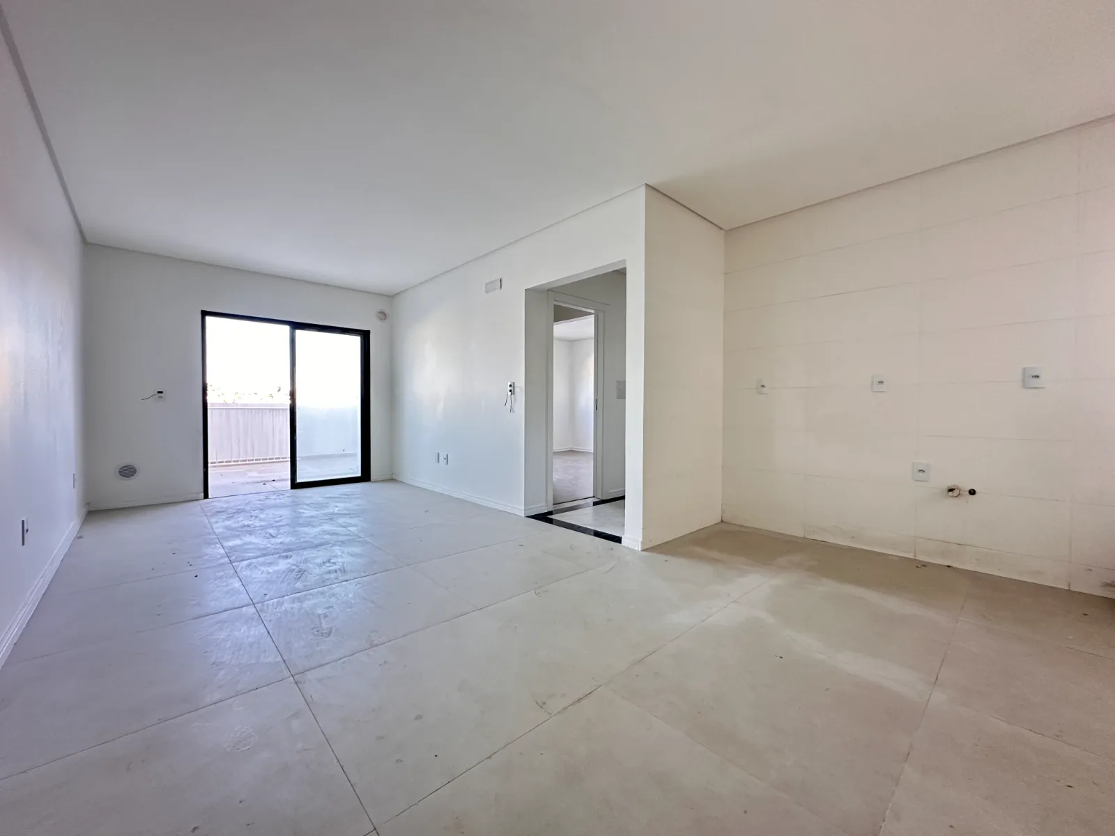 Apartamento 1 suíte para alugar no Passo dos Fortes | Mobg
