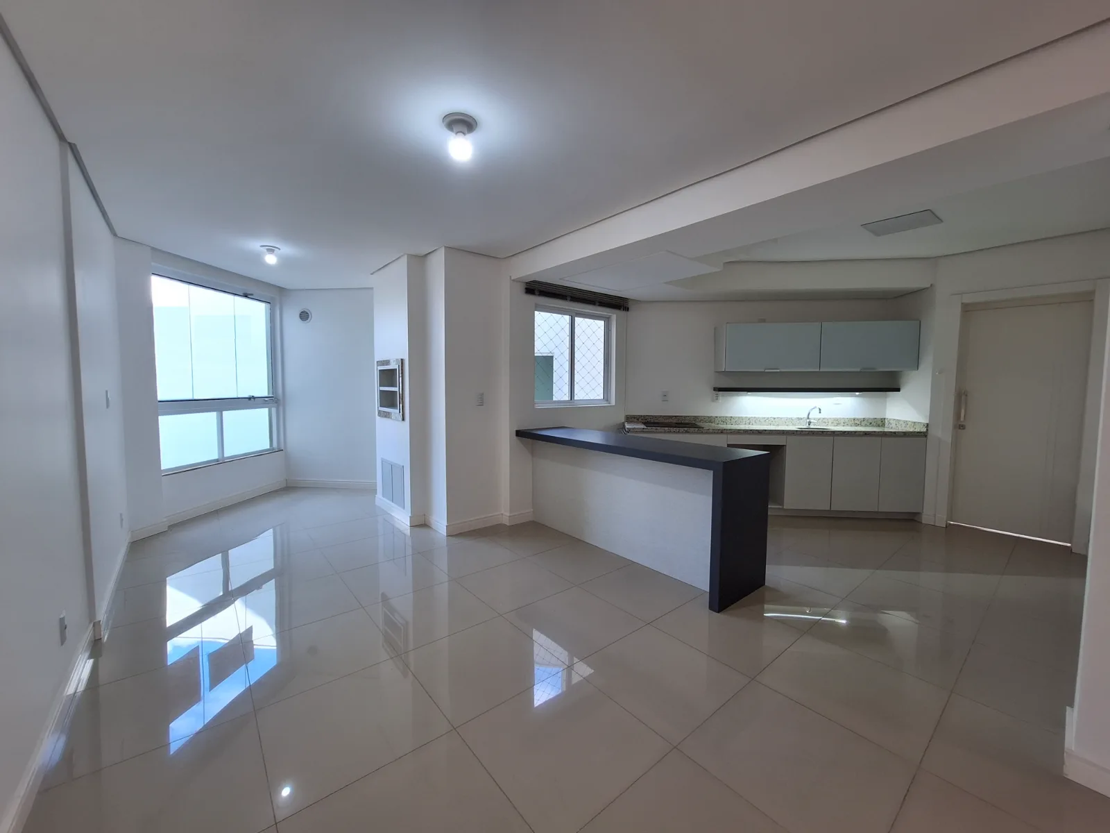 Apartamento 1 suíte para alugar no Presidente Médici | Mobg