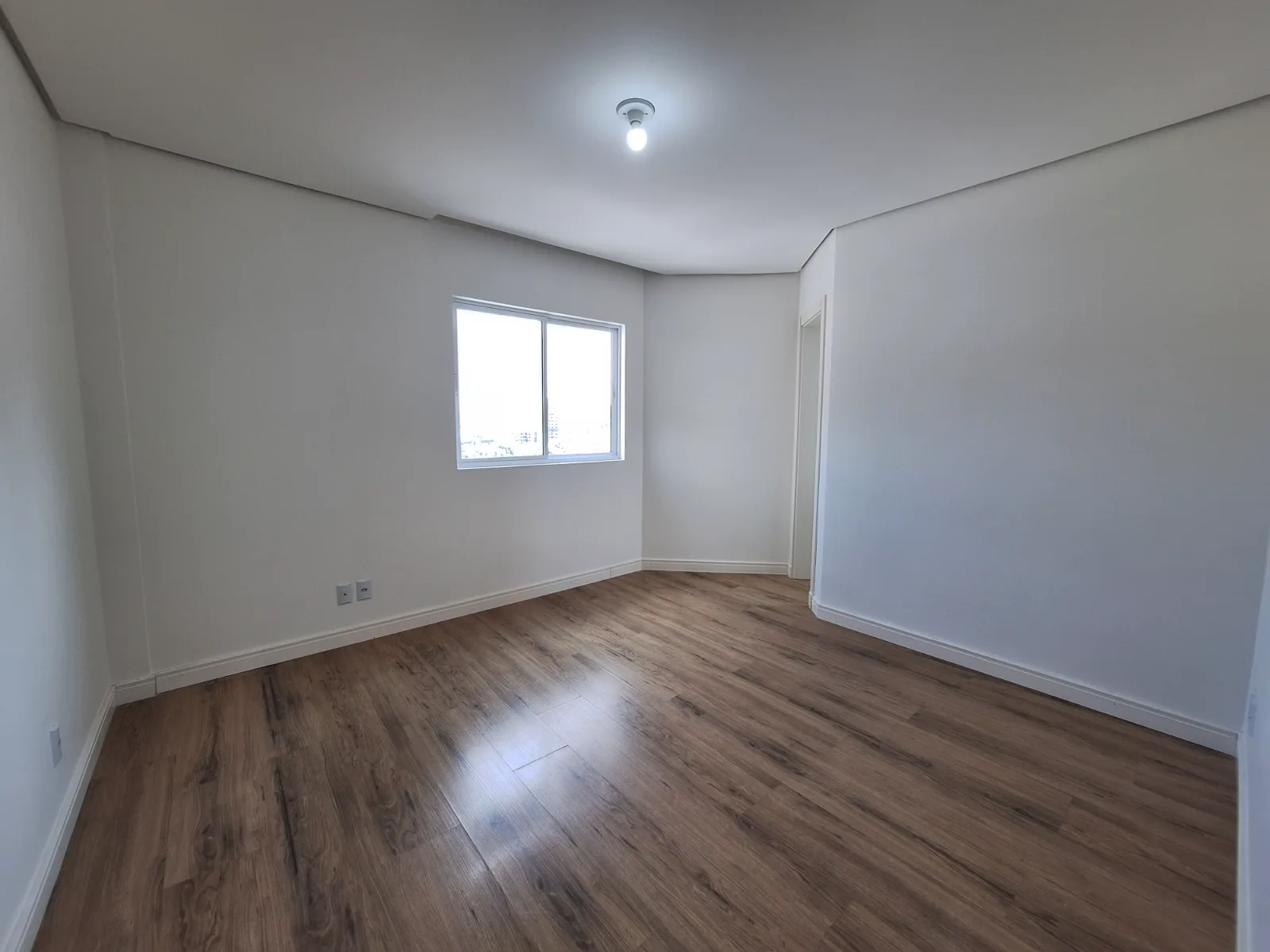 Apartamento 1 suíte para alugar no Presidente Médici | Mobg