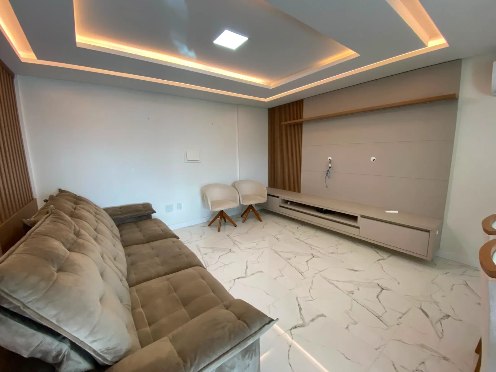 Apartamento 2 suítes para alugar no Jardim Itália em Chapecó