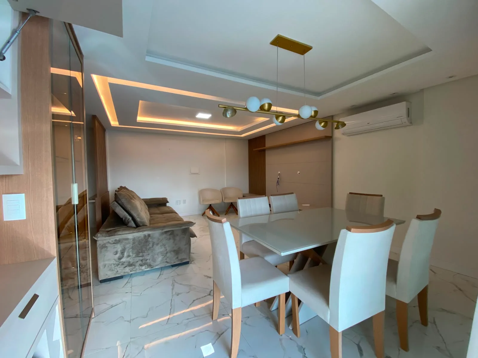 Apartamento 2 suítes para alugar no Jardim Itália em Chapecó