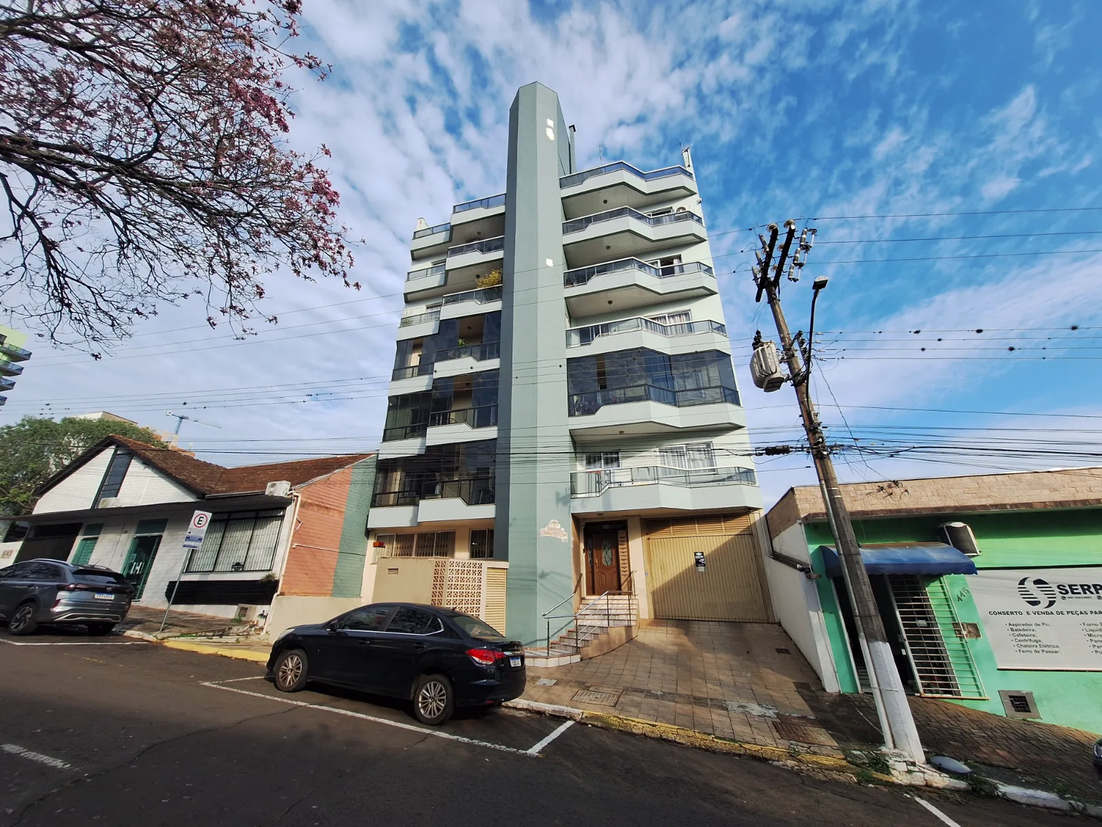 Apartamento 1 suíte para alugar no Centro em Chapecó | Mobg