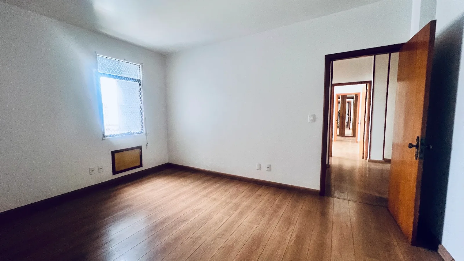 Apartamento 1 suíte para alugar no centro em Xanxerê | Mobg