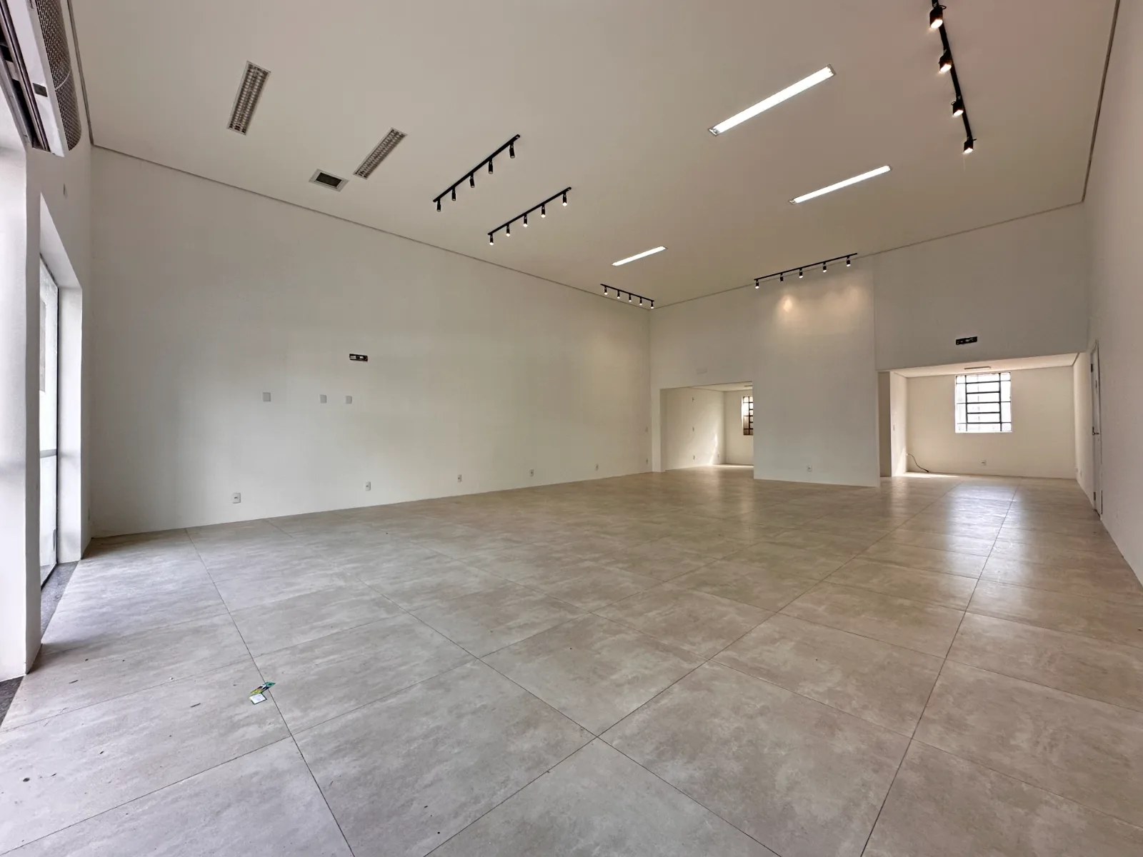 Comercial para alugar no Centro em Chapecó | Mobg