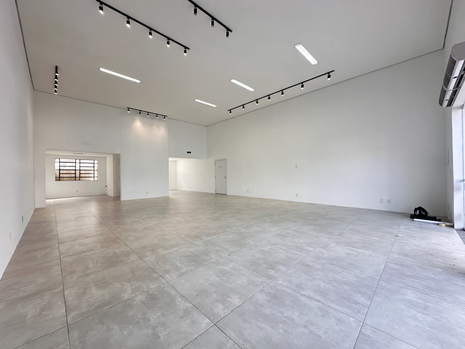 Comercial para alugar no Centro em Chapecó | Mobg