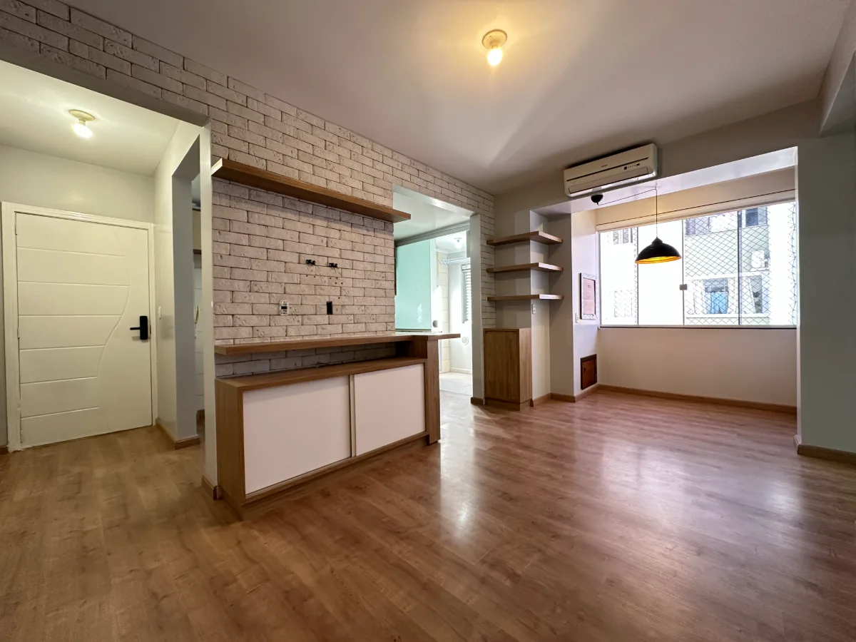 Apartamento 2 quartos para alugar no Passo dos Fortes | Mobg