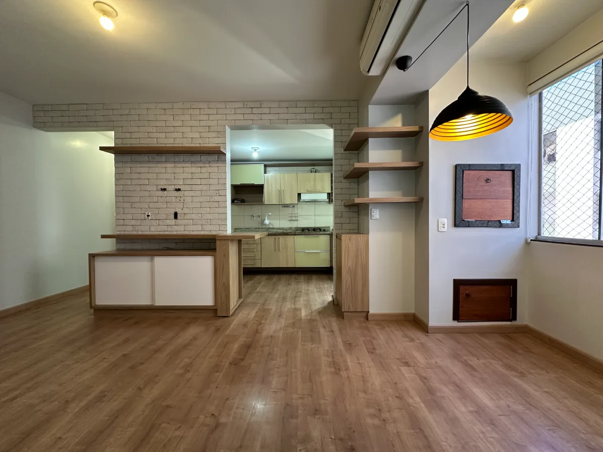 Apartamento 2 quartos para alugar no Passo dos Fortes | Mobg